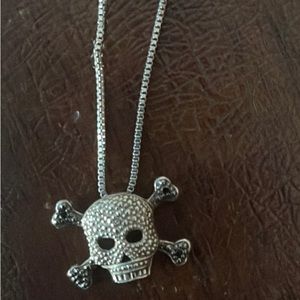 Skull necklace